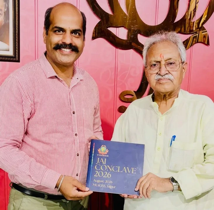 Hon'ble Dr. Laxmikant Bajpayee