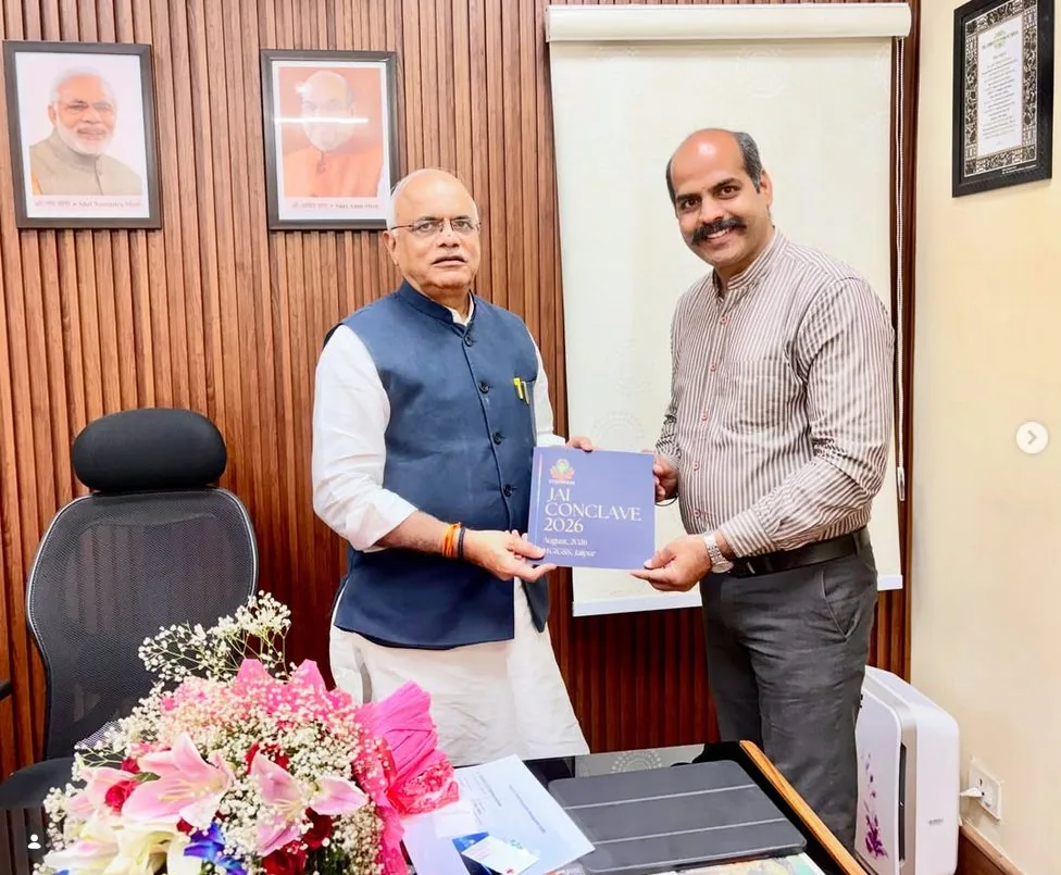 Hon'ble Dr. Vinay Sahasrabuddhe
